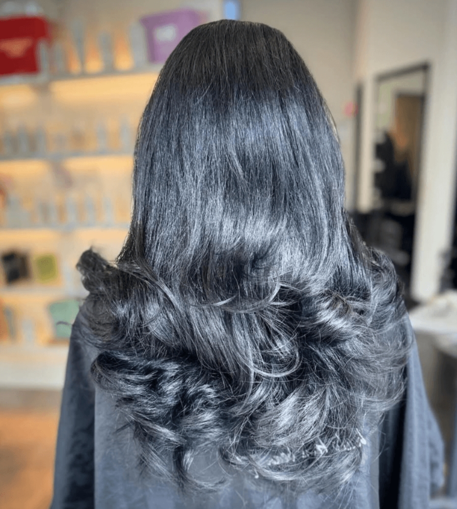 Coupe, coiffure & barbe