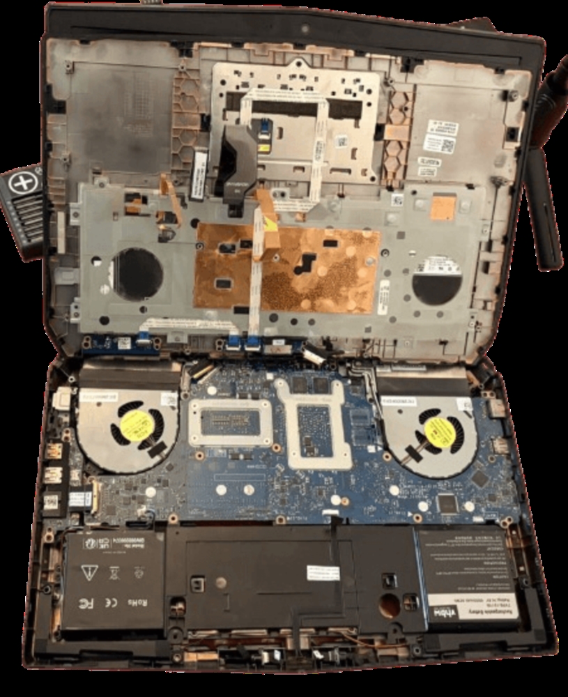 Réparation Alienware 15 R2 qui se fige et surchauffe