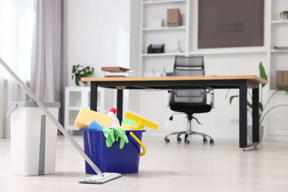 Nettoyage, entretien et petits travaux