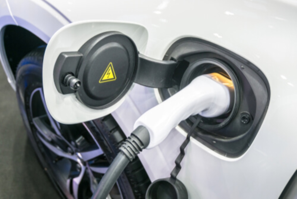 Borne de recharge à domicile ou en entreprise ?