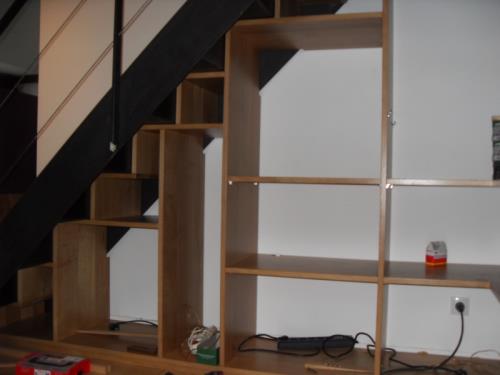 Etagère sous Escalier
