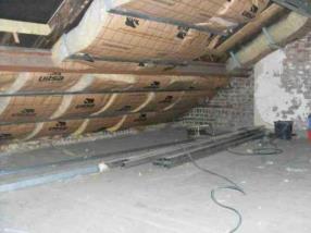 Isolation des combles / Laine de roche entre solive