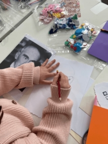 Intégrer la pratique artistique