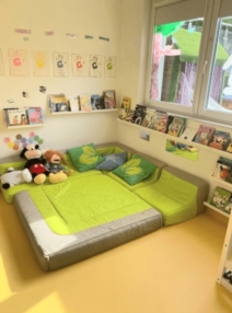 Une équipe multilingue à l’écoute des enfants