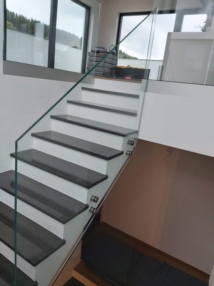 Garde-corps en verre