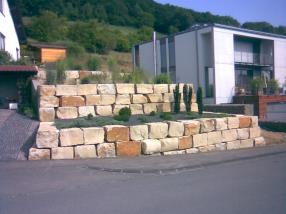 Mur en pierre sèche