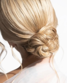 Coiffures de cérémonie et mariage