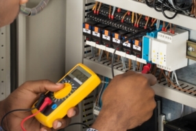Dépannage & Maintenance Électrique