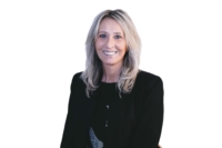 Mme Sandrine Langgartner