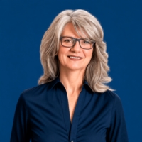 Mme Myriam Memola 