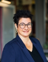 Mme Melanie SCHREIER