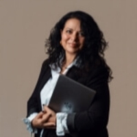 Mme Caterina Simonetti