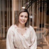 Mme Patricia Araujo